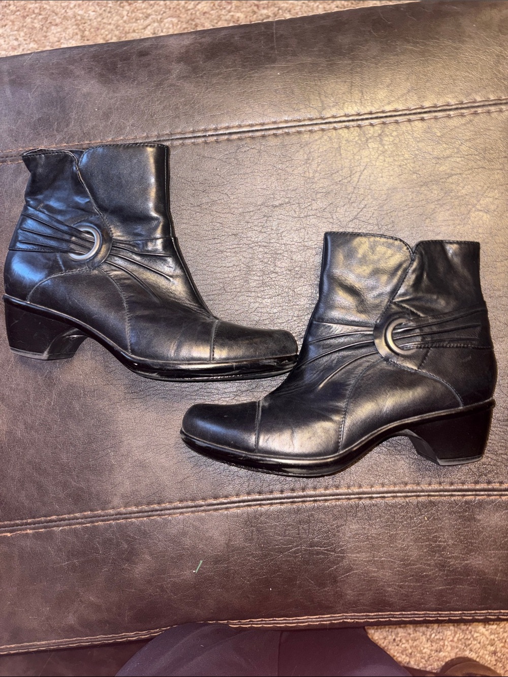Clarks black zippered boots size 9M